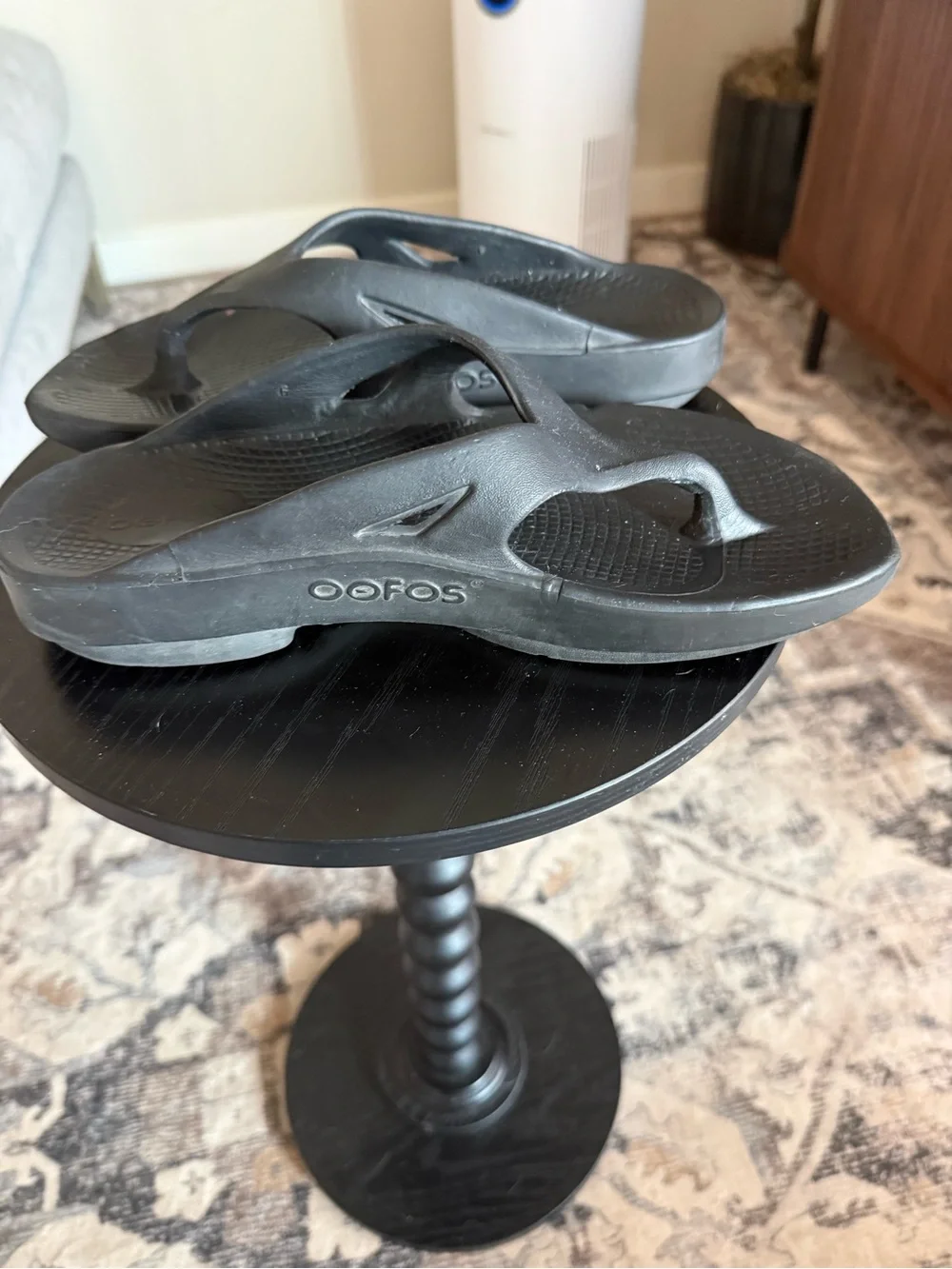 ADULTS' OOFOS ORIGINAL THONG SANDALS W9 M7